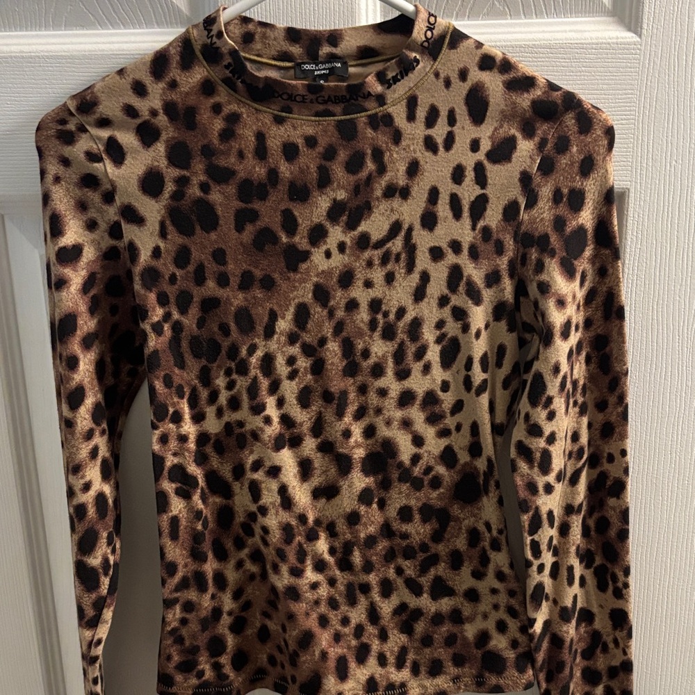 SKIMS DOLCE & GABBANA Leopard Print Long Sleeve Blouse - Picture 5 of 6
